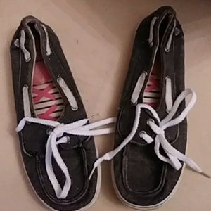 Roxy gray canvas boat shoe- sz 6 1/2